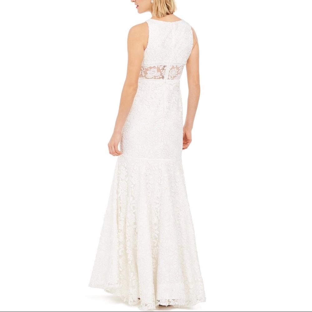 ADRIANNA PAPELL White Sleeveless Full-Length Fit + Flare Formal Wedding Dress - Picture 3 of 6